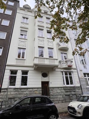 Modernisierte 2-Zimmer Wohnung mit Einbauküche direkt am Volksgarten