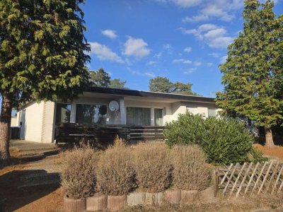 Sanierte 2-Zimmer-Erdgeschosswohnung in ruhiger Lage mit Terrasse und kleinem Gartenanteil