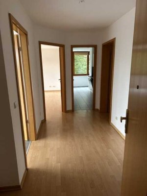 Helle und großzügige 3-Zimmer-Wohnung mit Balkon in ruhiger Lage von Berlin-Spandau