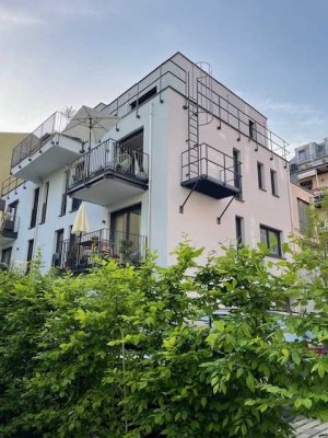 3-Zimmer-Gartenwohnung mit 2 Terrassen und Gartenanteil - Schwanthalerhöhe