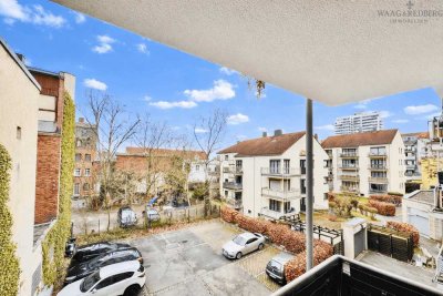 Moderner Wohntraum: Aufzug, Balkon und Stellplatz