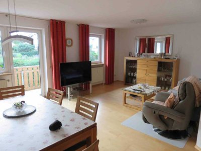 Gepflegte 3-Zimmer-Wohnung mit Balkon in Wettstetten