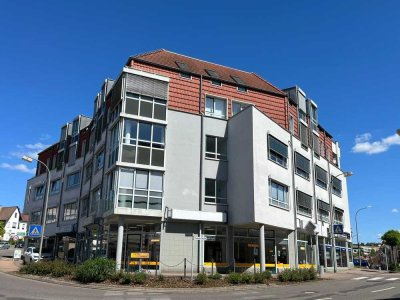 LEBACH : Gepflegte 1 ZKB - Wohnung mit Fahrstuhl und Einbauküche !