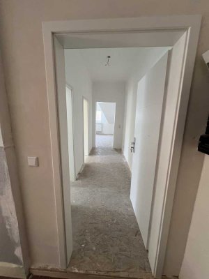 DG Wohnung ab Juli zu Vermieten