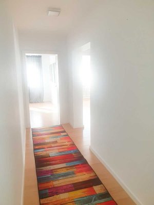 Großzügige Wohn - Büroeinheit - perfekt für Remote-Arbeit