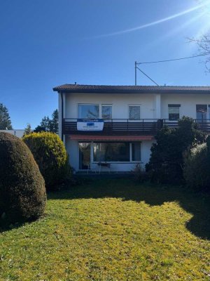 Brück Immobilien - Ruhige 3,5 Zi.-DHH mit W-Terrasse und 417 m² Grund