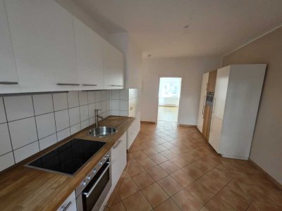 Eine ruhige Oase mitten in Oberbilk ! - Urgemütliche Altbauwhg. mit Terrasse und kleinem Gartenant.