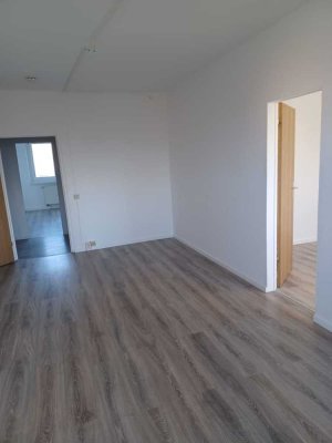 Charmante 4 - Zimmer-Wohnung mit sonnigem Balkon im 3. OG