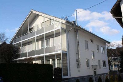 Helle, vollmöblierte 1-Zimmer-Wohnung mit Südbalkon im schönen Weiherfeld zu vermieten