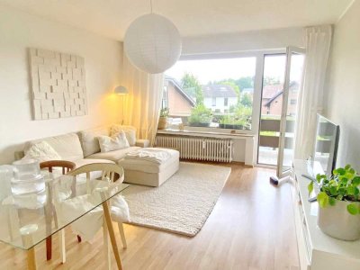 Refrath - helle, gut aufgeteilte Dreizimmerwohnung mit Balkon im 2. Obergeschoss