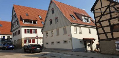 Charmante 4-Zimmer-DG-Wohnung mit EBK in Renningen