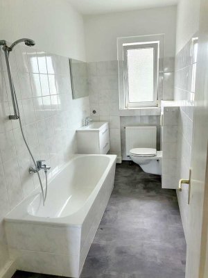 3-Raum-Wohnung -  top modernisiert, viel Platz, für Kostenbewusste