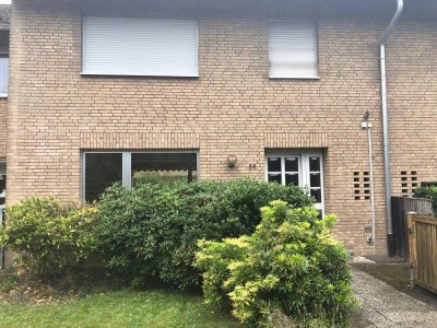 Ihr neues Zuhause in St. Tönis – großzügiges Reihenmittelhaus mit Garage und Südwest-Garten