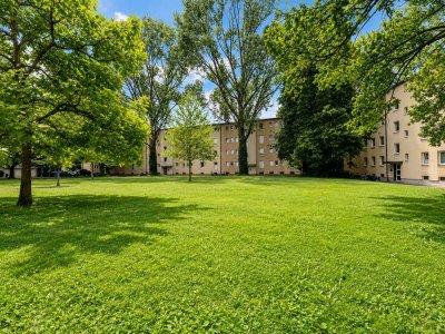 Wohnen im Grünen, mitten in München – gepflegte 4-Zimmer-Wohnung in begehrter Parkstadt Bogenhausen