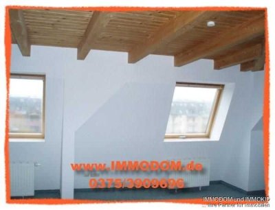 2-Zimmer-Dachwohnung mit EINBAUKÜCHE in der beliebten Nordvorstadt zu vermieten!