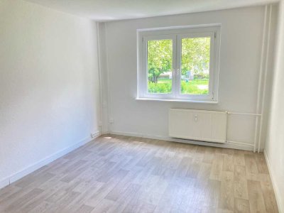 ZWEI ZIMMER im Erdgeschoss!