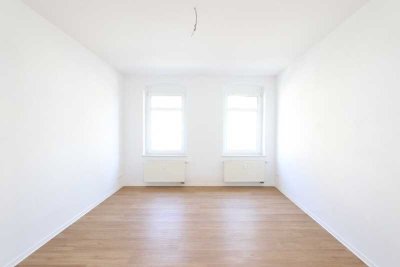 ERSTBEZUG mit BALKON in EBERSDORF