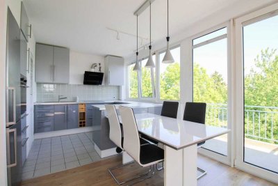 Unverwechselbare Aussicht: Geschmackvolle Whg. mit Panoramablick