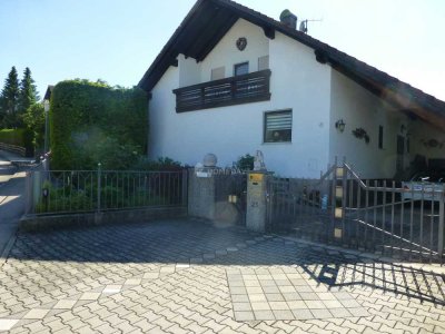 Mehrgenerationenhaus mit 7 Zimmern, EBK und Sauna in Aiglsbach