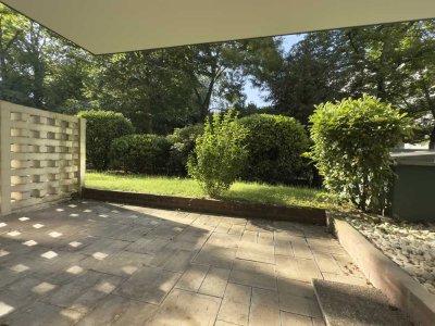 Westend: Ruhig gelegene 2-Zimmerwohnung mit Terrasse, Gartenanteil und Tiefgaragenstellplatz