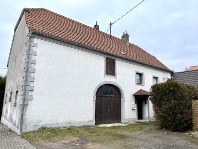 Großzügiges Einfamilienhaus mit Garten und Scheune in Großrosseln- Nassweiler