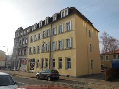 +++ Große Dachgeschosswohnung zum selbst herrichten! +++