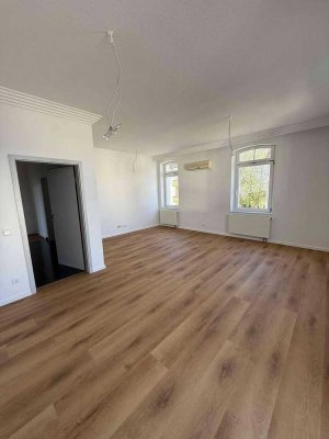 Moderne 3-Zimmer-Wohnung mit großer Wohnküche in Schifferstadt**