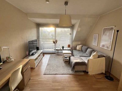 Charmante 2 Zimmer Wohnung mit Balkon in ruhiger Lage