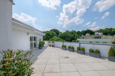 3er-4er WG- Großzügiges 5-Zimmer-Penthouse mit 250 m² Dachterrasse