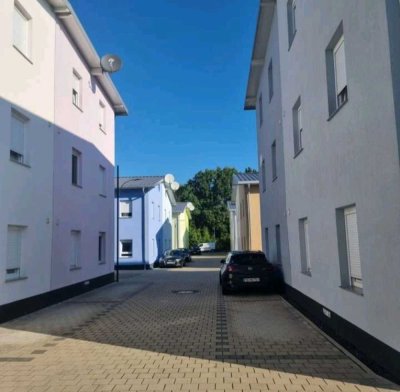 Doppelhaushälfte 1450€ - 150 m² - 5.0 Zi.