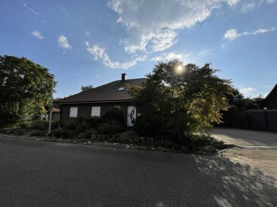 4-Raum-Einfamilienhaus mit schöner Innenausstattung und EBK in Varel