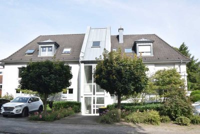 Werne ! Gepflegte Dachgeschosswohnung mit Terrasse - Citynah !
