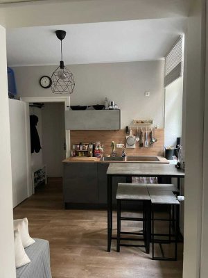 Tolle 2ZKDB Altbauwohnung., hochwertig saniert, Frankenberger Viertel, Denkmalobjekt