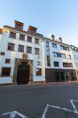 Im Herzen Hildesheims - helle, freundliche 2 Zimmer Wohnung mit Balkon