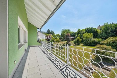 Großes Einfamilienhaus auf Erbpachtgrundstück mit Garten in ruhiger Sackgasse und Ausbaupotenzial