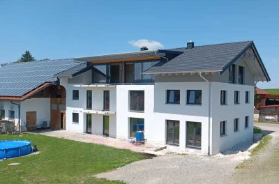 Exklusive Penthousewohnung mit Bergpanoramablick – Erstbezug am Ortsrand von Sulzberg im Allgäu