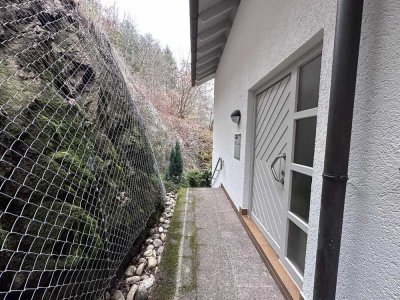 Attraktive 5-Raum-Maisonette-Wohnung mit EBK und Balkon in Schiltach