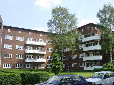 Bezugsfreie Altbauwohnung von 198 m² inkl. Ausbaureserve in Hamburg Ottensen!
