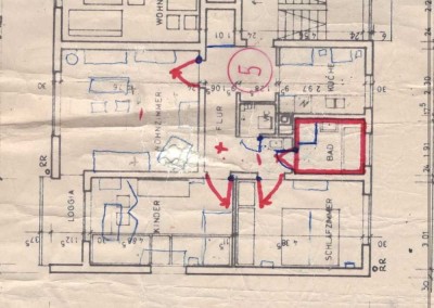 Kernsanierte 3,5-Zimmer-Wohnung mit Balkon & Tiefgaragenstellplatz (E-Ladestation) in Steinenbronn