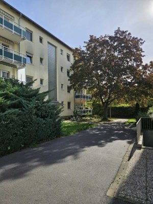 Schöne 3 Zimmer Wohnung ( Provisionsfrei )