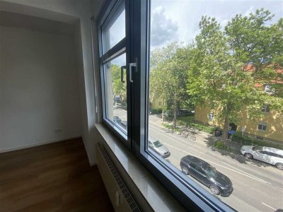 Erfurt* Karree am Südpark* helle 2 Zimmer-Wohnung*  EBK*Bad mit Dusche und Wanne*