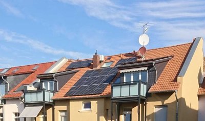 Sonnige Dachwohnung mit hochwertiger Ausstattung   https://my.matterport.com/show/?m=RhNCeJi6Myc
