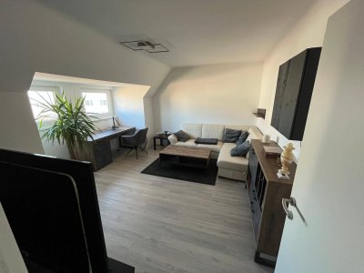 Provisionsfrei - Sanierte 2-Zimmerwohnung mit großer Wohnküche &amp; Top-Lage nahe Altstadt, Bahnhof &amp; Universitäten