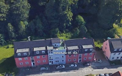 Sehr schöne 4 Zimmer Maisonette Wohnung mit Balkon und Dachterrasse