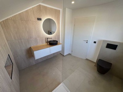 Geschmackvolle 1,5-Zimmer DG-ETW in Augsburg-Lechhausen (St. Anton Siedlung)