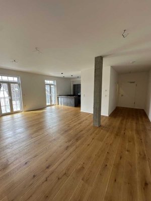 GreenView Apartment Maintal – Moderne 4-Zimmer-Wohnung mit Designküche,