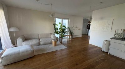 Stilvoll & ruhig wohnen – moderne, helle Dreizimmerwohnung mit Balkon