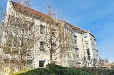 Ansprechende 2 ½-Zimmer-Maisonett-Wohnung mit Balkon in toller Lage