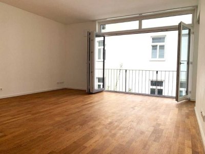Sie suchen es - wir haben es !!! + + modernes Apartment im Rückgebäude