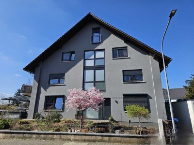 Elegante 4-Zimmer-Wohnung mit Balkon im 2. OG in Seligenstadt